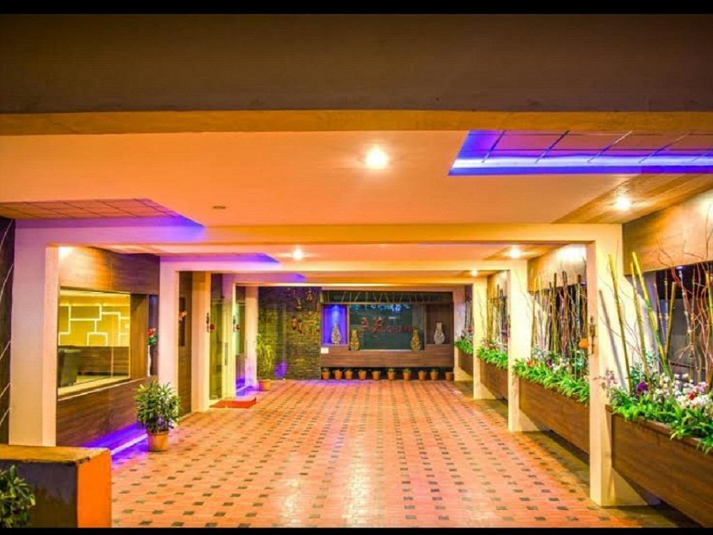 A.R Grand Hotel 维沙卡帕特南 外观 照片